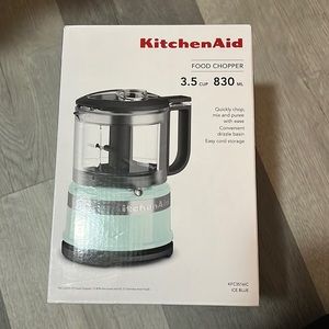 Teal Kitchen Aid food processor